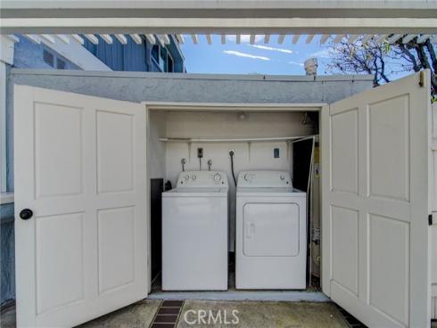 8409 Dory , Huntington Beach, CA