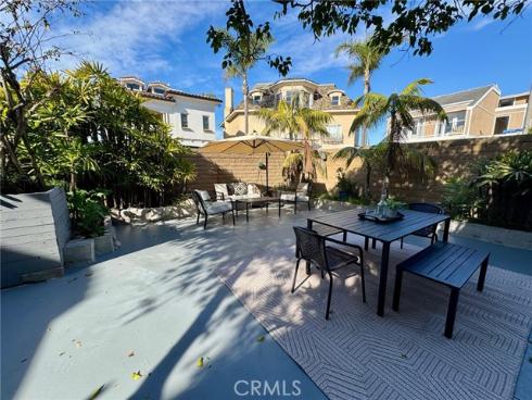 16692  Bayview   Drive, Huntington Beach, CA