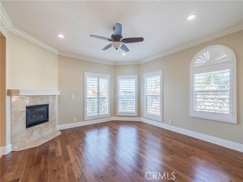 206  16th  , Huntington Beach, CA