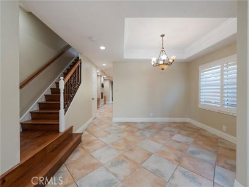 206  16th  , Huntington Beach, CA