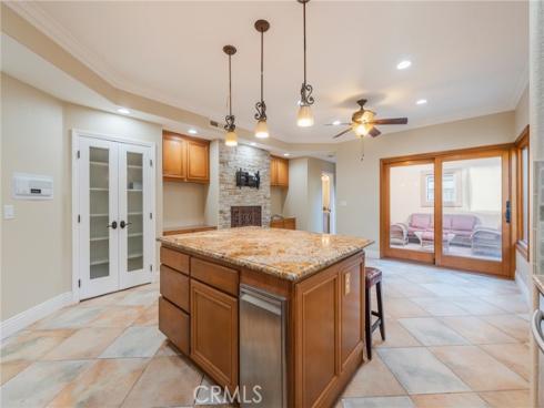 206  16th  , Huntington Beach, CA