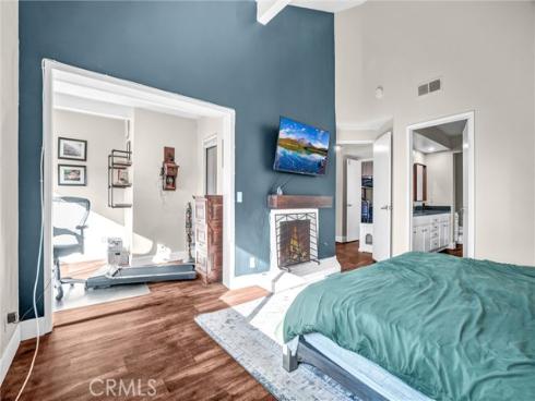 16501  Bordeaux Lane  211 , Huntington Beach, CA