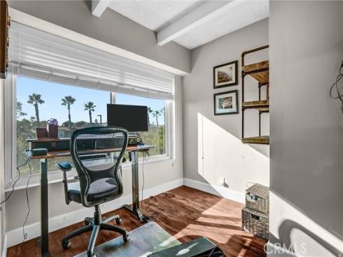 16501  Bordeaux Lane  211 , Huntington Beach, CA