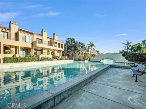 16501  Bordeaux Lane  211 , Huntington Beach, CA