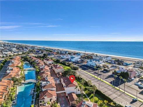 16501  Bordeaux Lane  211 , Huntington Beach, CA