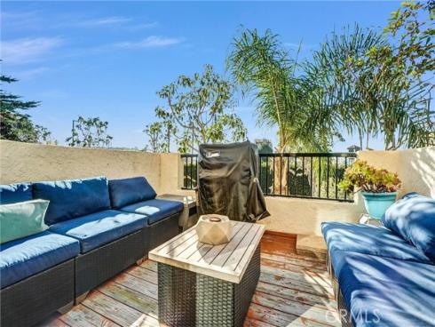 16501  Bordeaux Lane  211 , Huntington Beach, CA