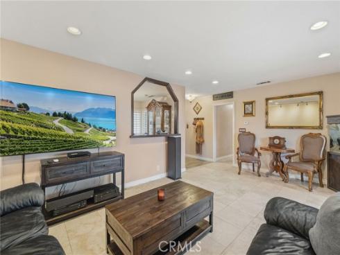 6021  Ivory   Circle, Huntington Beach, CA