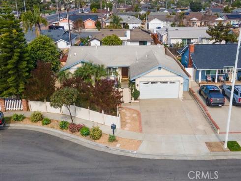 6021  Ivory   Circle, Huntington Beach, CA