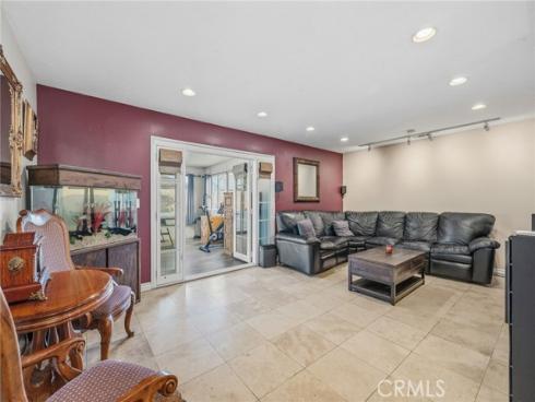 6021  Ivory   Circle, Huntington Beach, CA