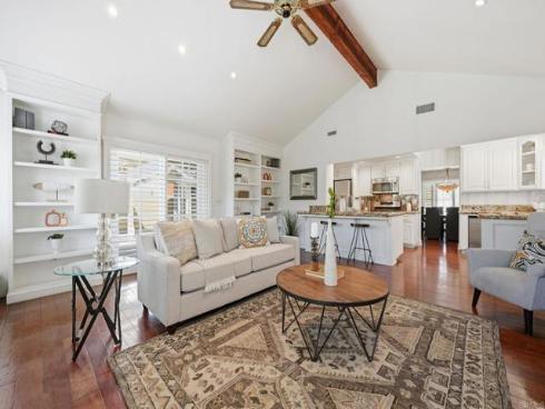 17821  Quintana   Lane, Huntington Beach, CA