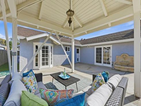 17821  Quintana   Lane, Huntington Beach, CA