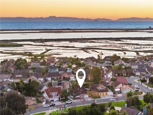 5642  Brighton   Drive, Huntington Beach, CA