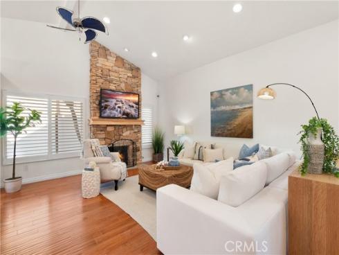 5642  Brighton   Drive, Huntington Beach, CA