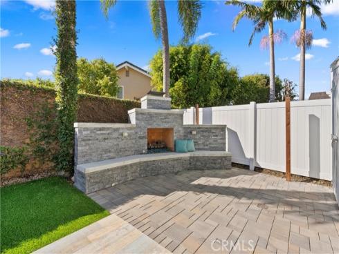 5642  Brighton   Drive, Huntington Beach, CA