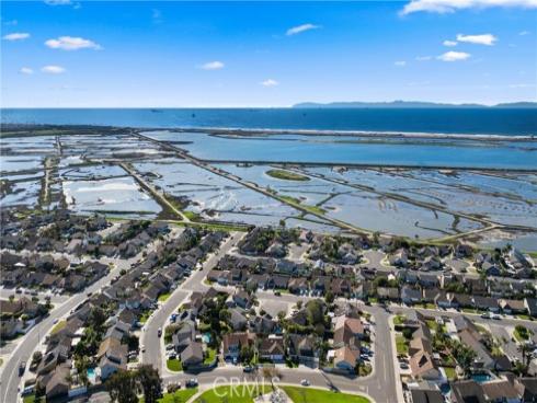 5642  Brighton   Drive, Huntington Beach, CA