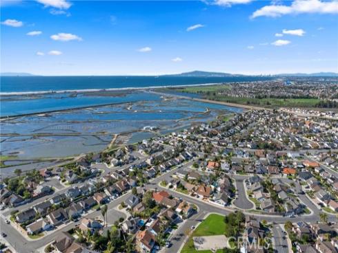 5642  Brighton   Drive, Huntington Beach, CA