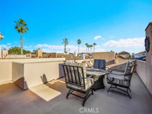 622  22nd  , Huntington Beach, CA