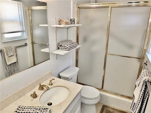 16771 Glenhaven , Huntington Beach, CA