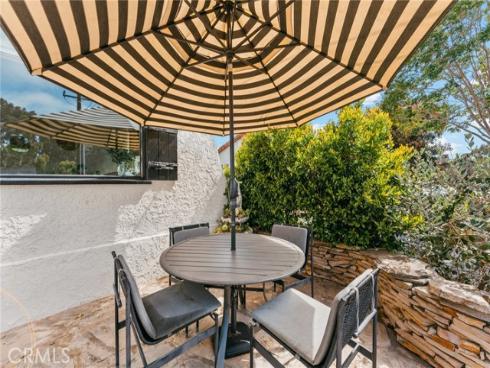 816  11th  , Huntington Beach, CA