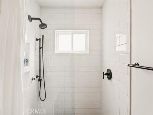 816  11th  , Huntington Beach, CA