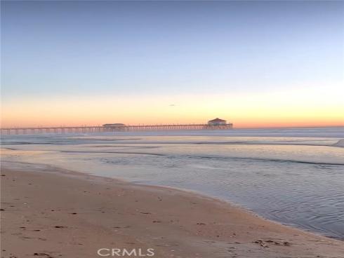 816  11th  , Huntington Beach, CA