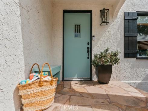 816  11th  , Huntington Beach, CA