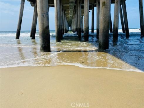 816  11th  , Huntington Beach, CA