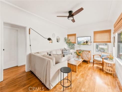 816  11th  , Huntington Beach, CA