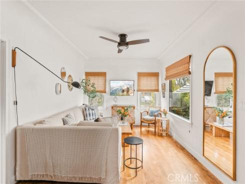 816  11th  , Huntington Beach, CA