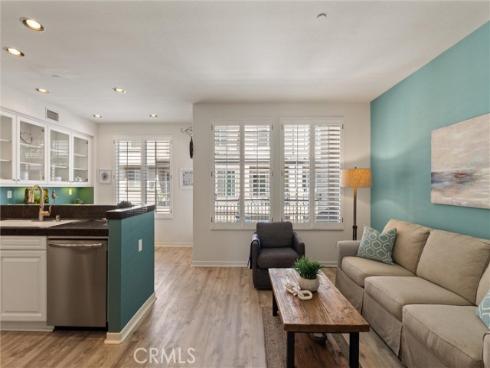 19271 Surfwave Drive , Huntington Beach, CA