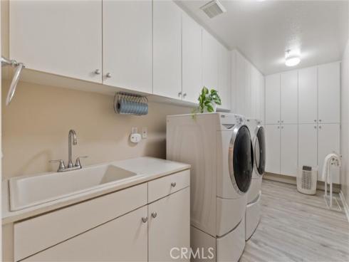 19271 Surfwave Drive , Huntington Beach, CA