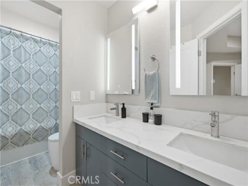 626 Lake 38 , Huntington Beach, CA