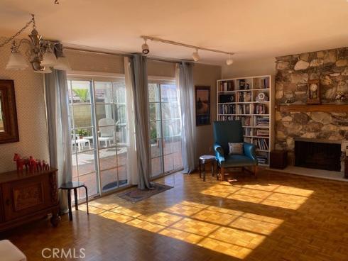 6882 Loyola , Huntington Beach, CA