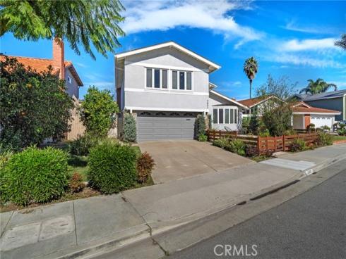 9801  Mammoth   Drive, Huntington Beach, CA