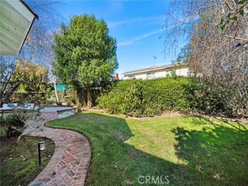 9801  Mammoth   Drive, Huntington Beach, CA