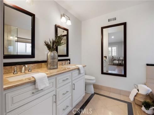 17541  Beckwall  , Huntington Beach, CA