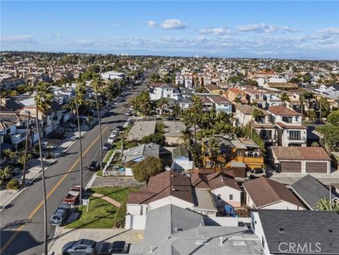 110  Alabama   Street, Huntington Beach, CA