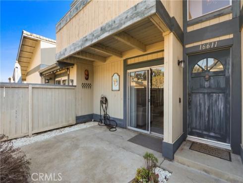 16611  Sell  24 , Huntington Beach, CA