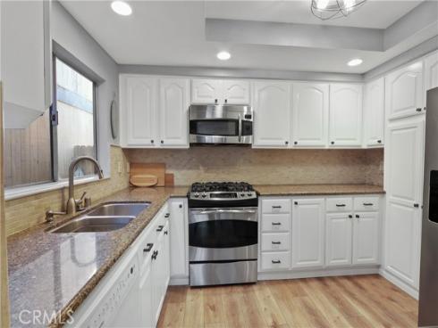 16611  Sell  24 , Huntington Beach, CA