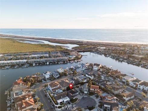 3922  Kitten   Circle, Huntington Beach, CA