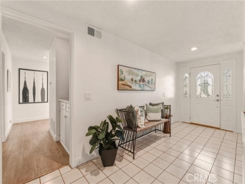 3922  Kitten   Circle, Huntington Beach, CA