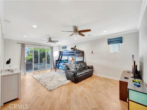 17252  Breda   Lane, Huntington Beach, CA