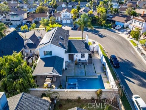 17252  Breda   Lane, Huntington Beach, CA