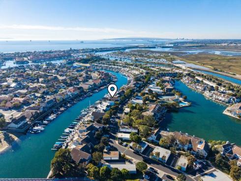 3532  Windspun   Drive, Huntington Beach, CA