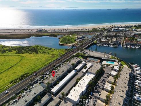 4001  Warner  , Huntington Beach, CA