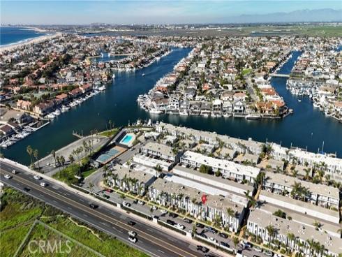 4001  Warner  , Huntington Beach, CA