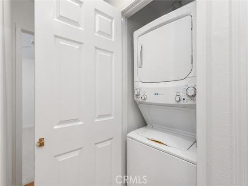 19431  Sunray Lane  205 , Huntington Beach, CA