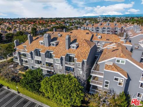 20371  Bluffside  B410  Circle, Huntington Beach, CA