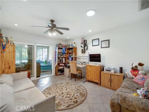 19922  Gloucester  , Huntington Beach, CA