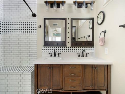 19922  Gloucester  , Huntington Beach, CA